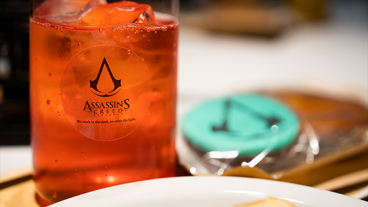 Doświadczanie Assassin's Creed Shadows Cafe w Harajuku