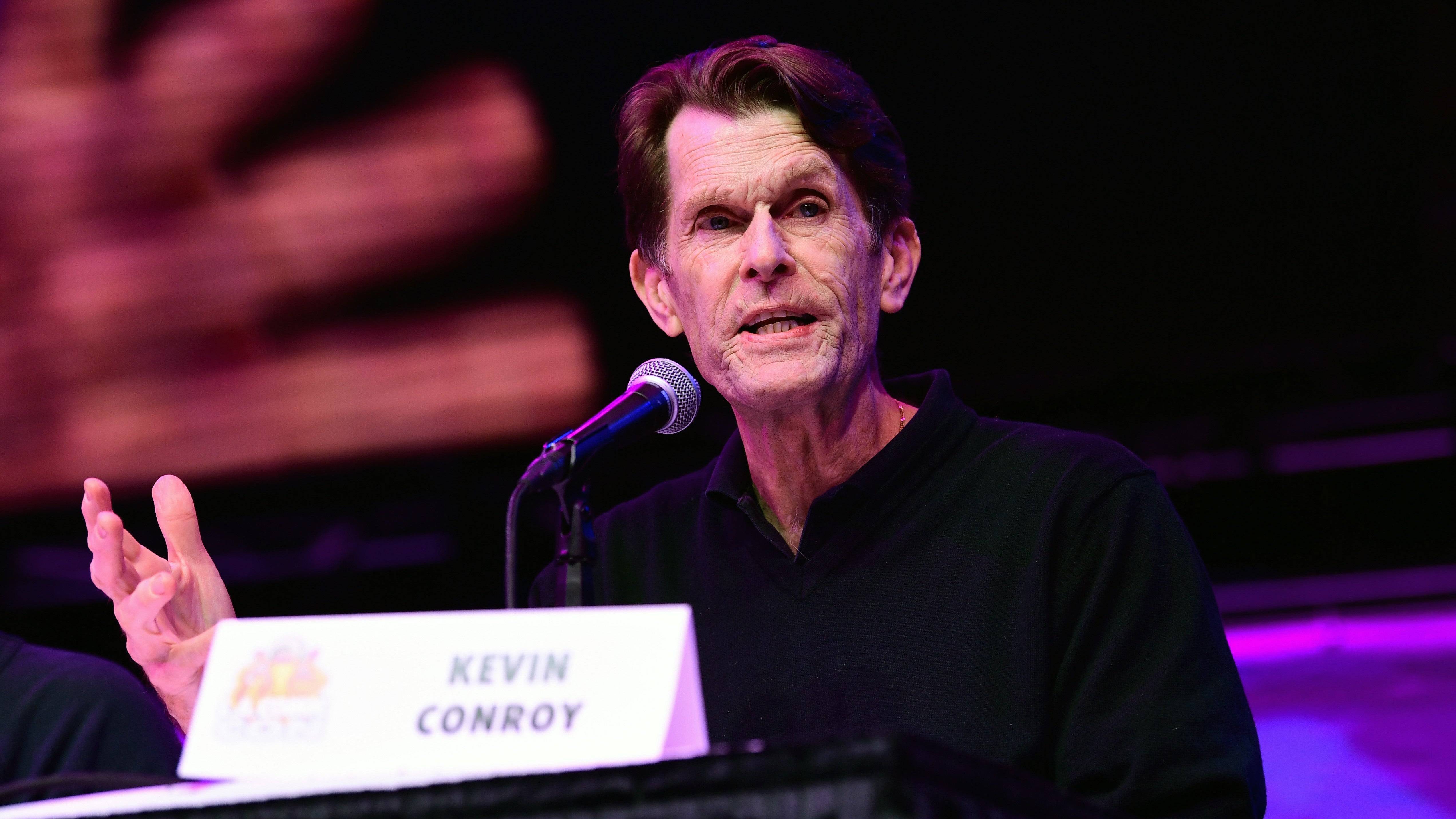 Devil May Cry Anime Producer bevestigt dat Kevin Conroy is opgenomen voordat hij stierf: 'Geen AI gebruikt'